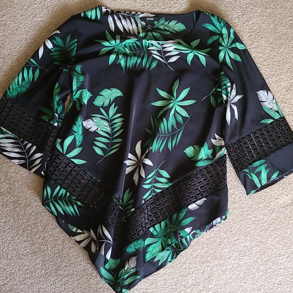 Alfani Asymmetrical Blouse. EUC.